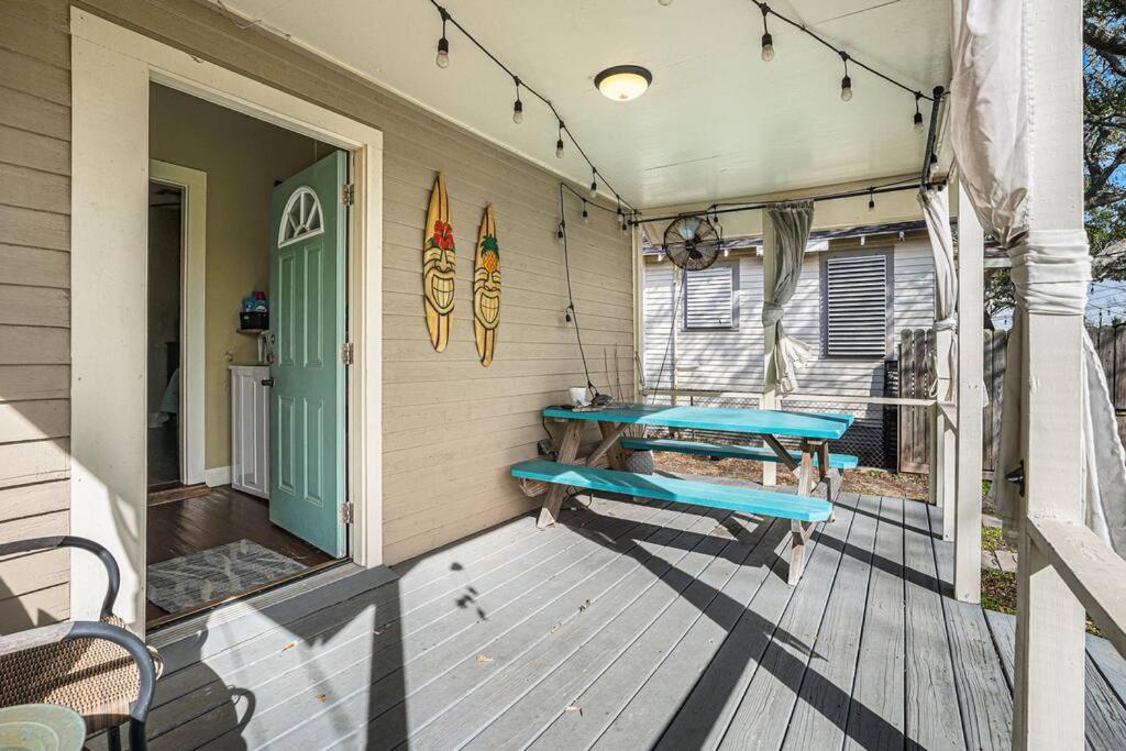 Beachy Bungalow! 2Bd, King Bed Galveston Ngoại thất bức ảnh