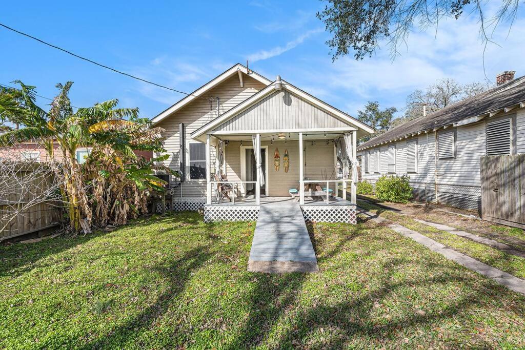 Beachy Bungalow! 2Bd, King Bed Galveston Ngoại thất bức ảnh